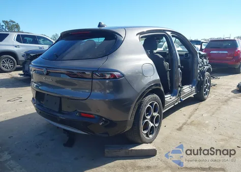 2024 Alfa Romeo Tonale Ti Eawd from USA, damaged, VIN ZASPATCW8R3055311